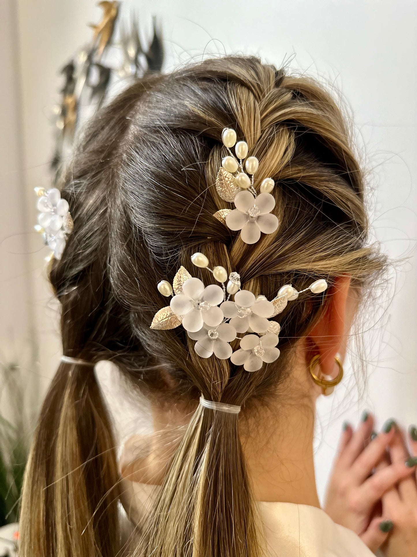 Floral white Bridal Hair Pins