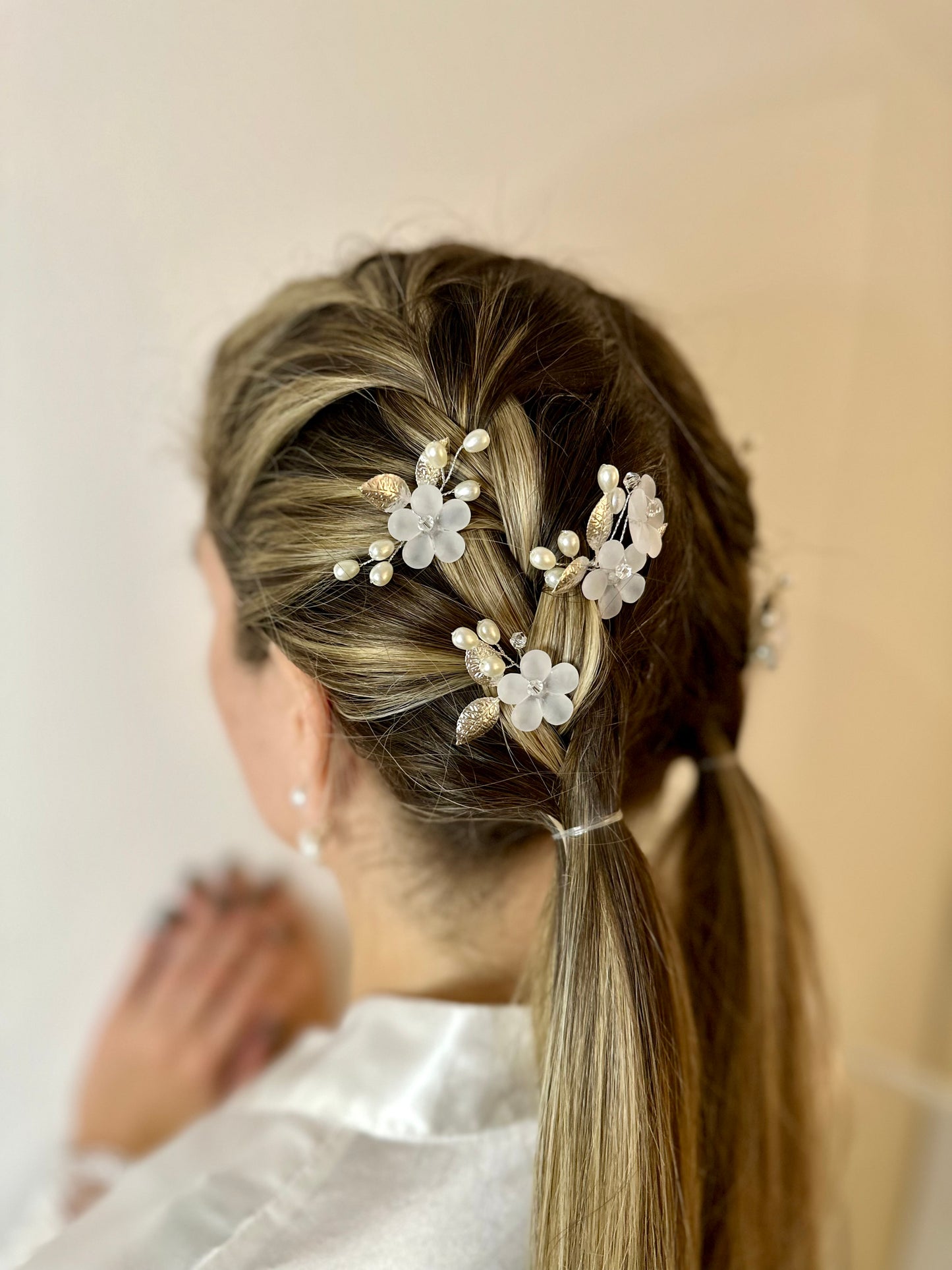 Floral white Bridal Hair Pins