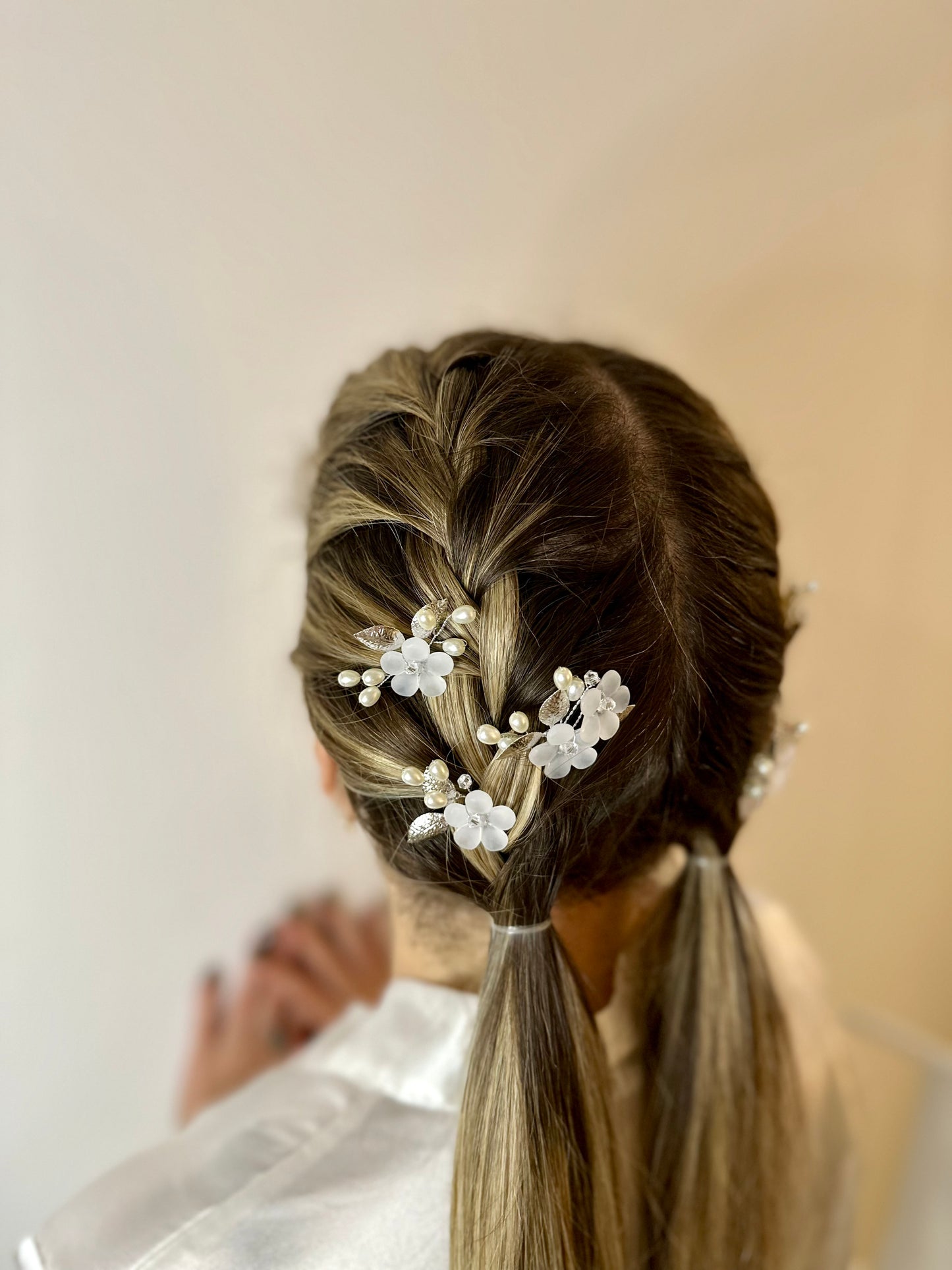 Floral white Bridal Hair Pins