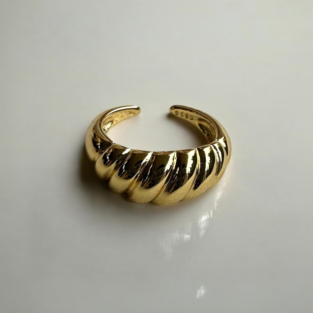 Croissant Ring